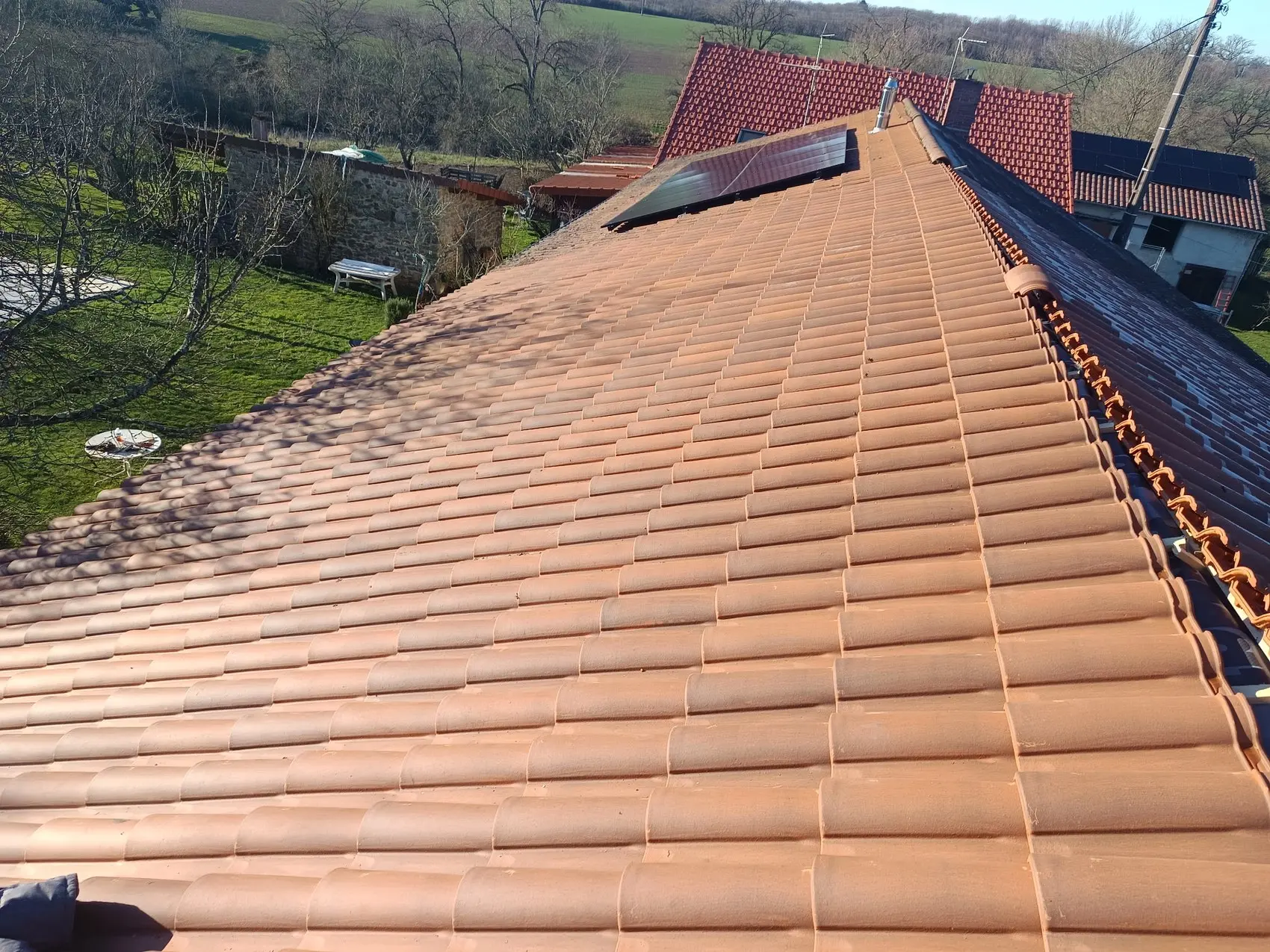 Toiture en tuiles terminée