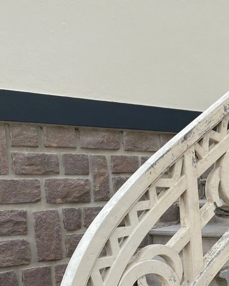 Avant rénovation maçonnerie et peinture extérieure