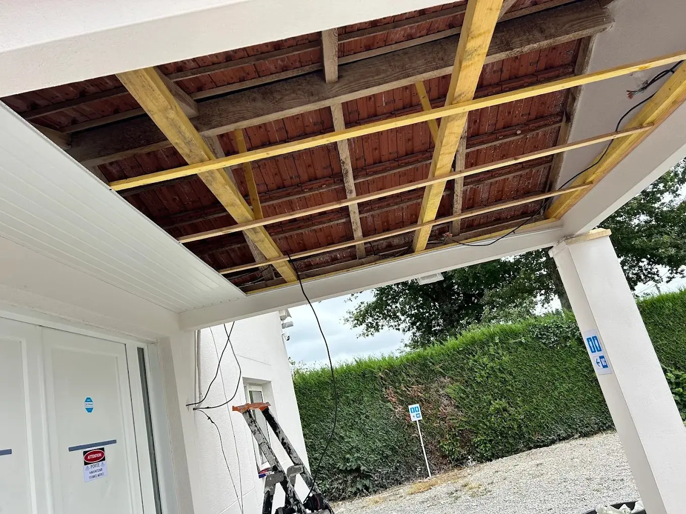 Rénovation de sous-face en cours
